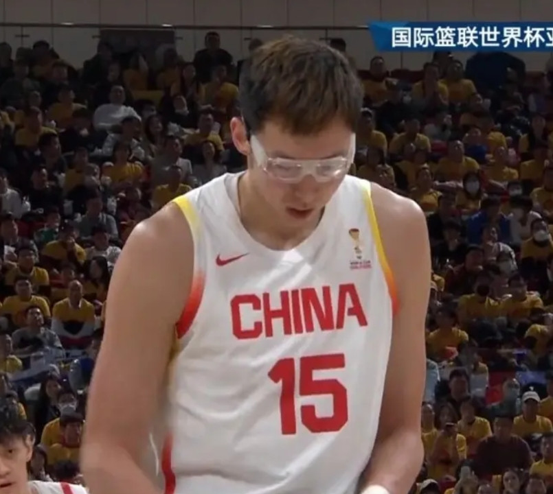 脸面丢尽，被韩国双杀，76-90韩国，一战证实了不该进国家队的球员如下！1，