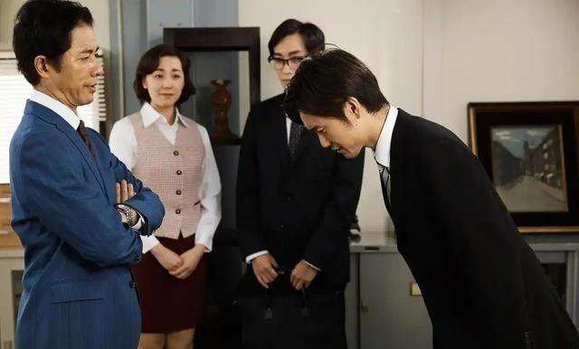 日本在“失去的30年”经济低迷下，为何能维持98%以上的就业率？因为日本创造了大