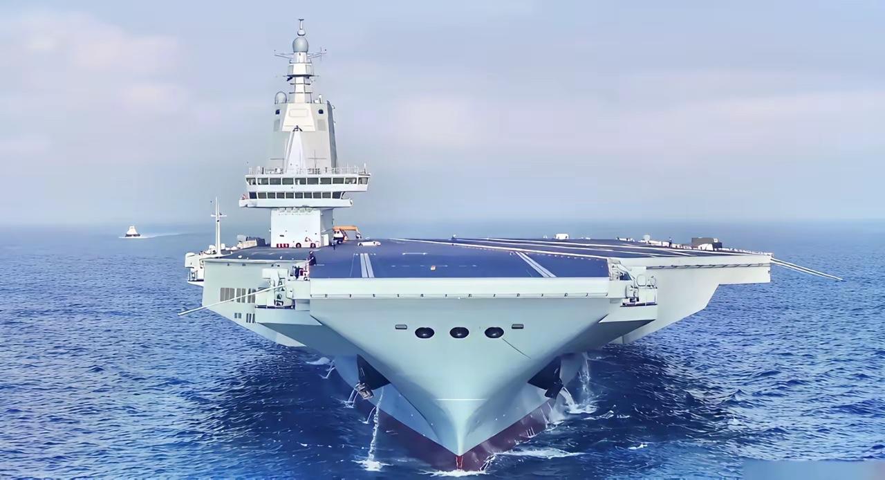 看到国产四艘艘航母命名的消息热心的香港代表也加入了航母命名的申请…舰艇命名是