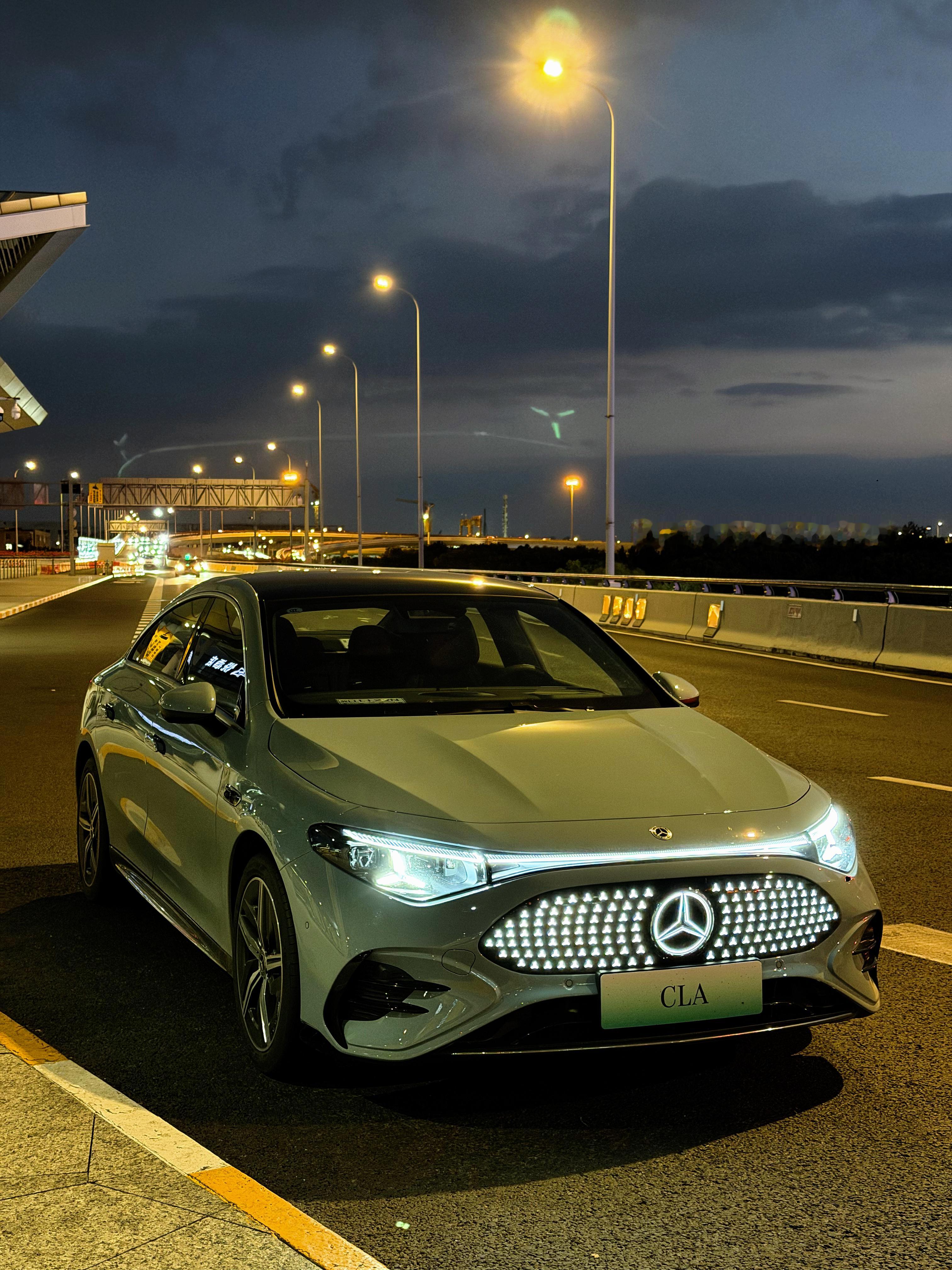 全新奔驰纯电cla89%-9%,高速120巡航开了440km+地面高架15km