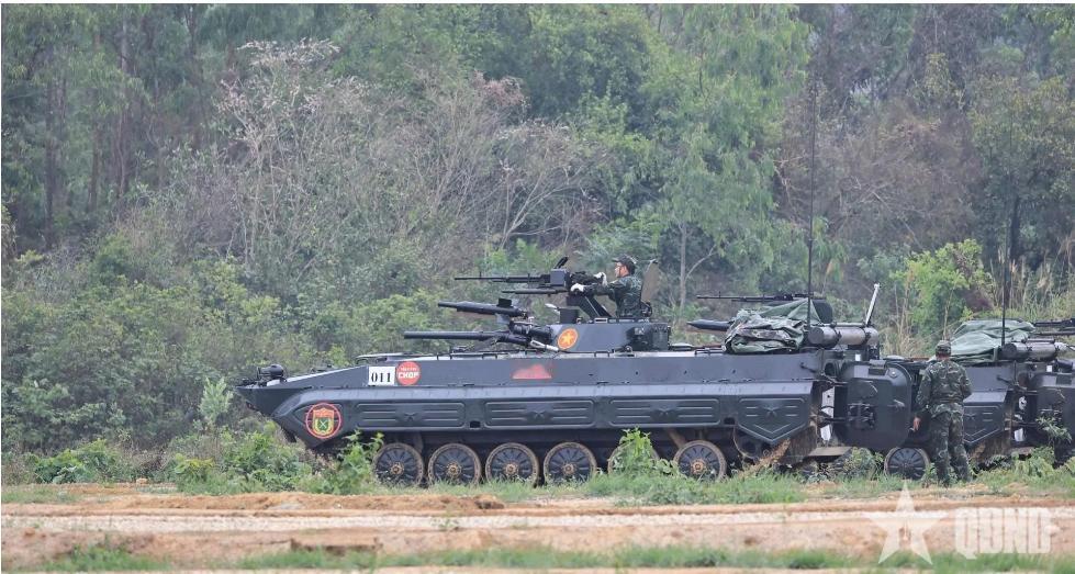 越南的新一代国产步兵战车xtc01，俄罗斯bmp1的越南本地版本，车顶的AT3反