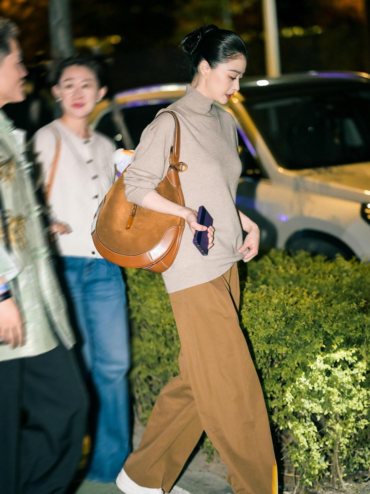 有些人一上镜，就会让你突然改观：原来“大骨架”也可以这么好看？很多人以为骨架大就