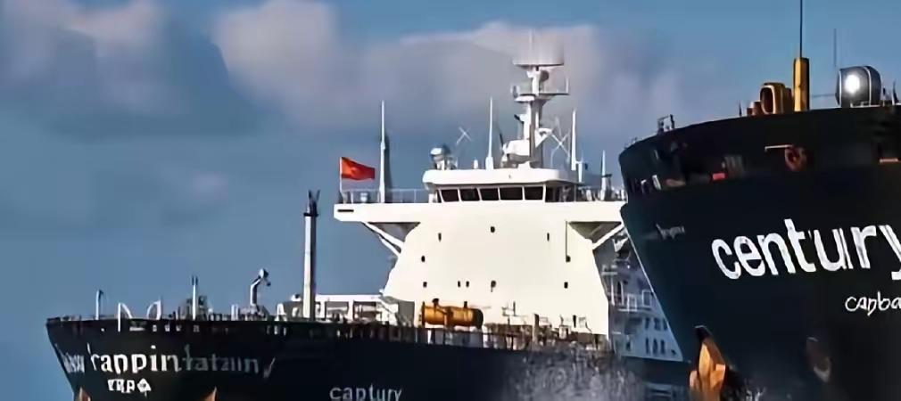 美国这回算是把自己玩进去了，追着一艘空油轮跑了五天五夜，结果被对方连发75次"海