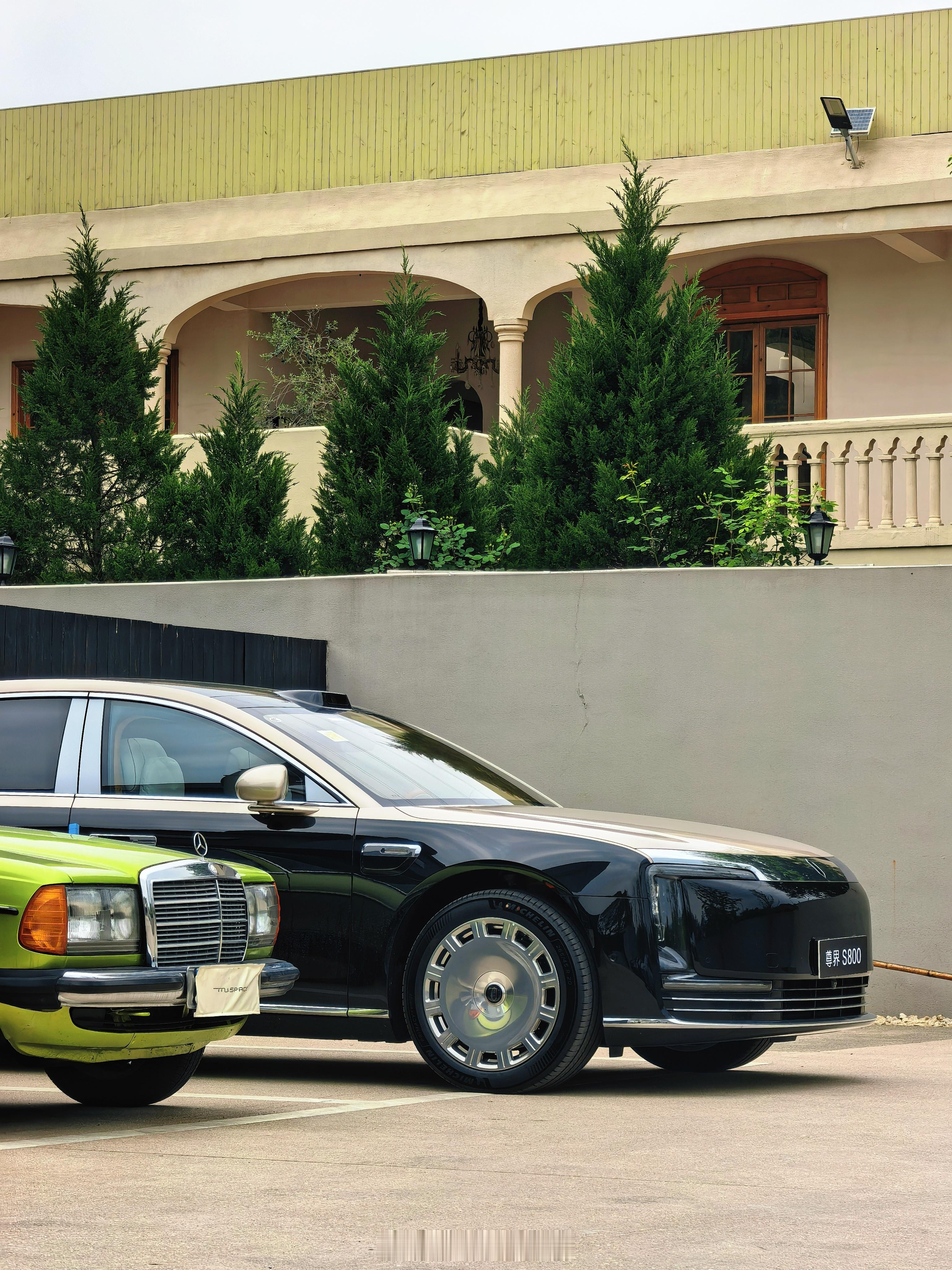 今天开尊界出门去见一个好朋友尊界我和汽车的日常