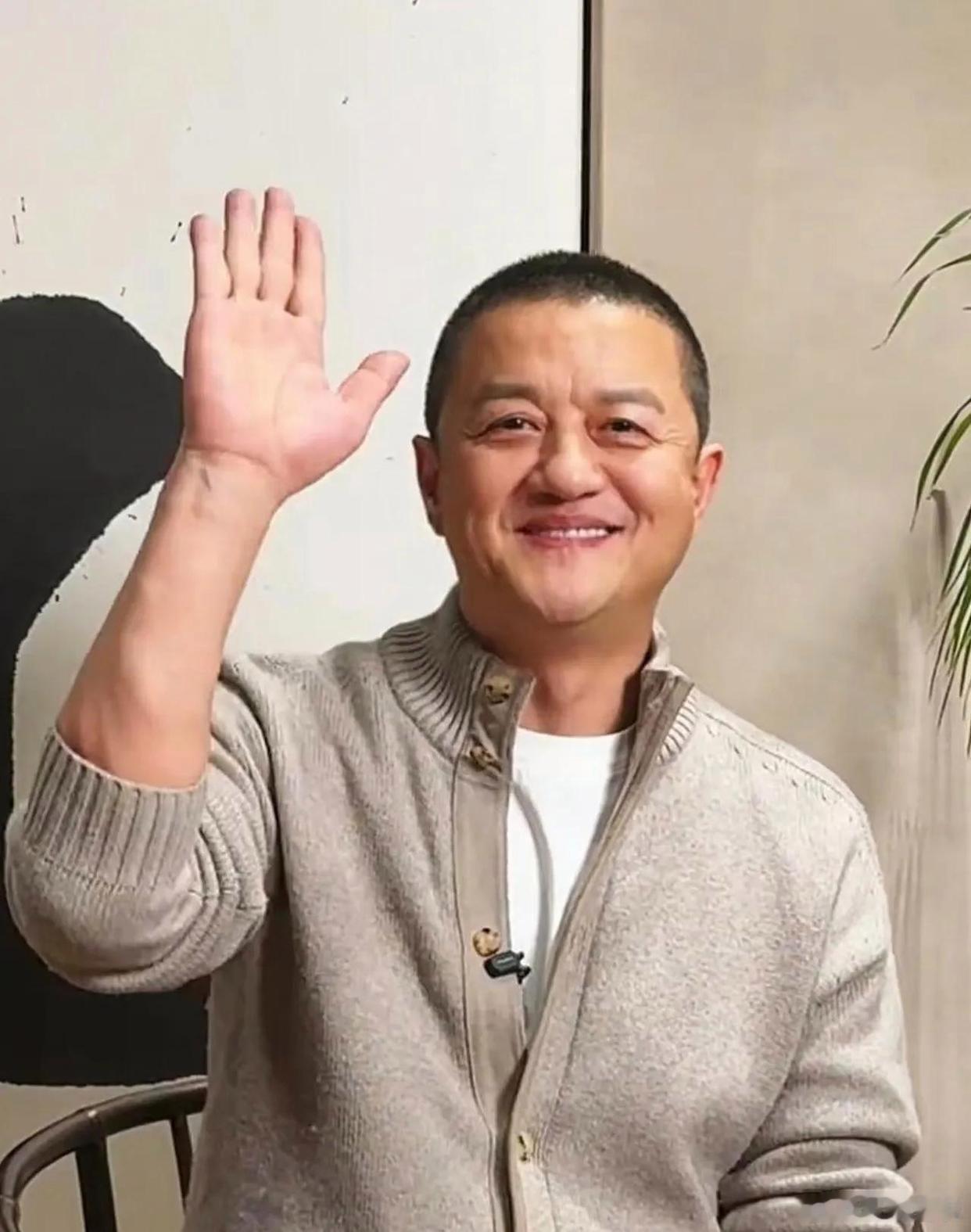 李亚鹏这个人，现在已经很难回头了！不是因为直播违规，而是他在直播的这个领域里，已