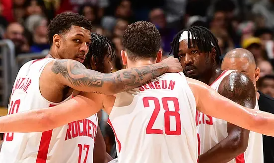 杜兰特复出还有必要吗？假如下一场火箭主场赢，扳成3-3，杜兰特最后一场抢七复出湖