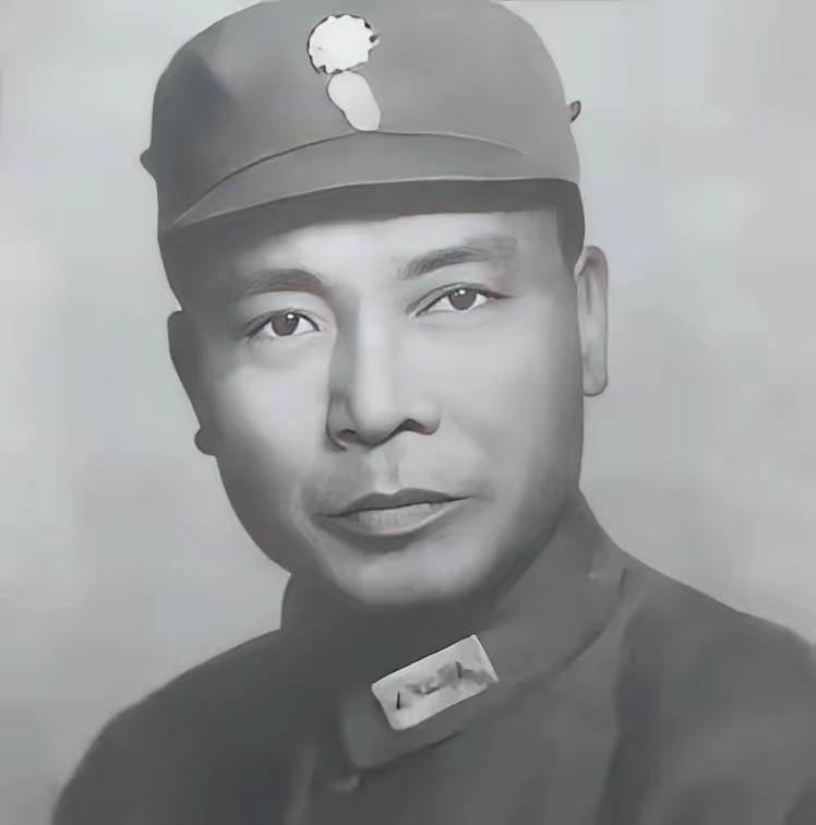 1949年汤恩伯撤离大陆时丢下原配马阿谦，无依无靠的她只能求助新政府，开口提出的