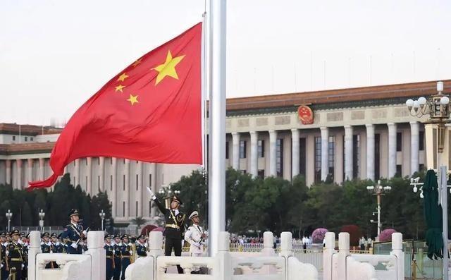 如今韩国打不赢中国，日本打不赢中国，英国打不赢中国，德国打不赢中国，法国打不赢中