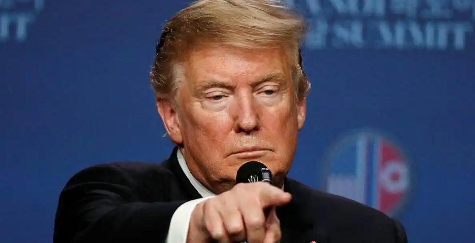 美国带头制裁俄罗斯，指望全世界都跟着做，没想到中国不但不跟，还反过来制裁美国，这