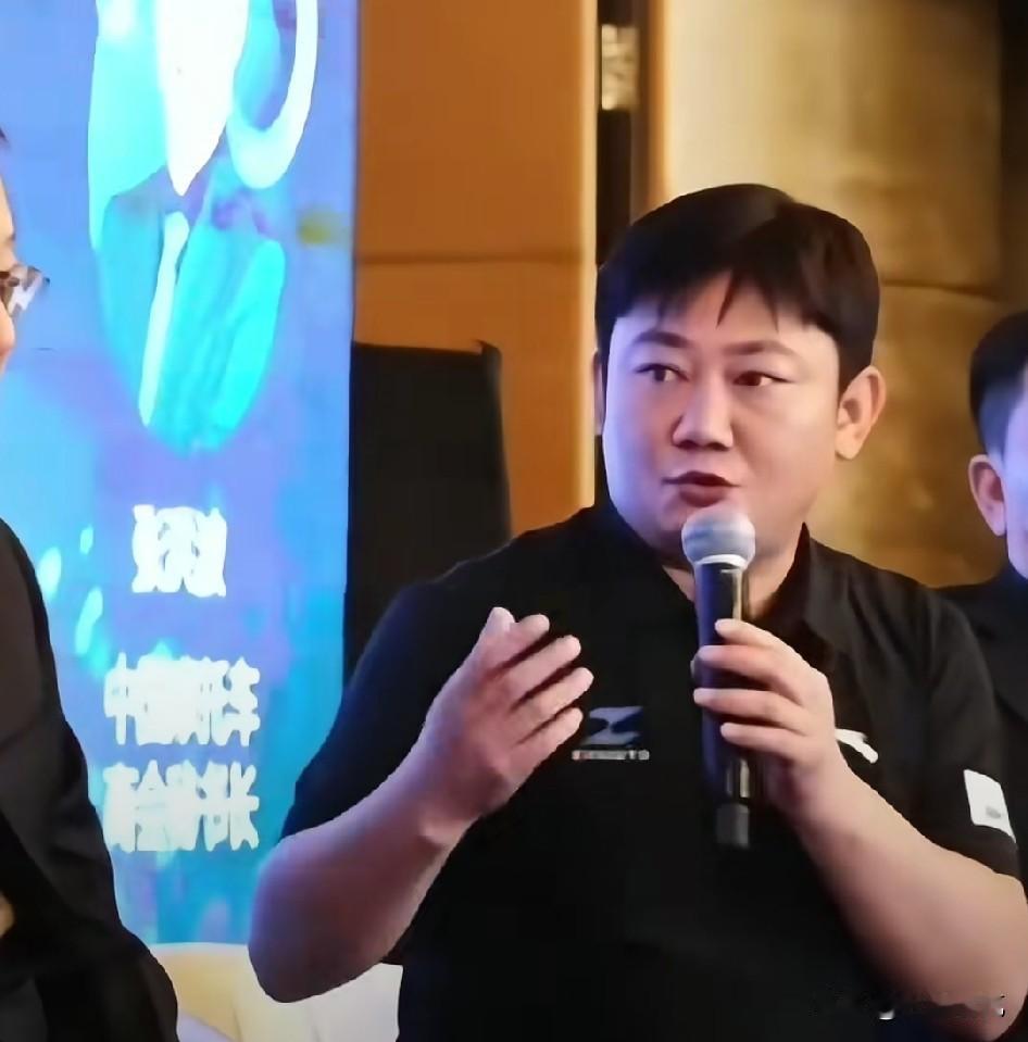摩托车商会这份倡议书，来的真是太及时了！自从张雪机车夺得冠军之后，摩托车似乎又