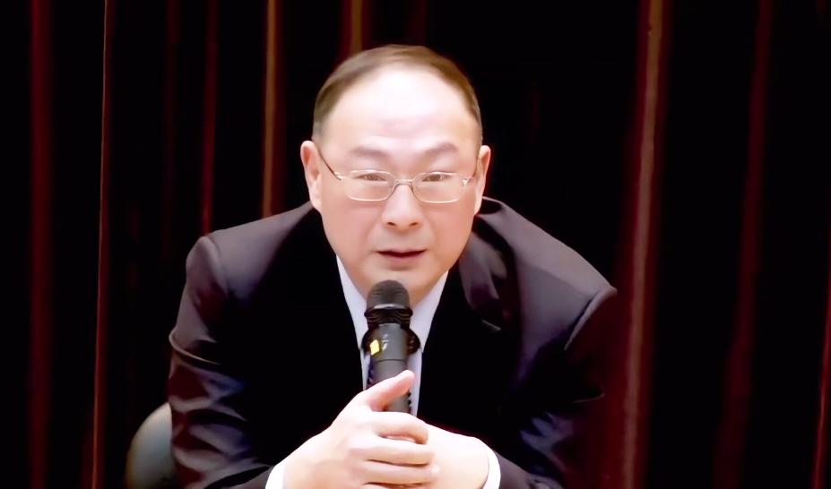 金灿荣：据美国预测，俄罗斯有7350颗核弹头，美国是6950颗！根据2026