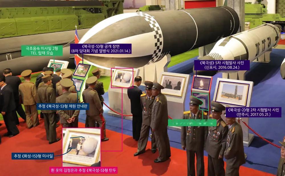 “王炸！朝鲜战略潜艇亮相！”2025年12月25日，朝鲜突然公开了，震惊世界的武