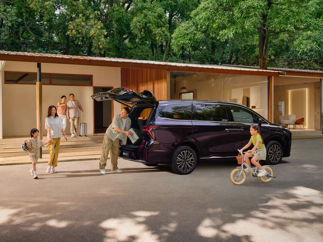 中国最受欢迎的MPV排名一、腾势D9二、格瑞维亚三、丰田赛纳四、别克GL