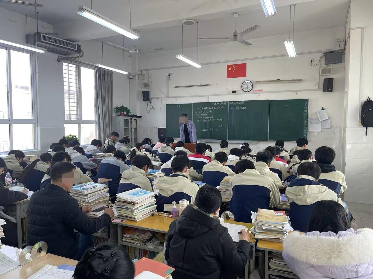 到了高中你会发现：1、高中就是选拔人，选出2‰的C9，1.5%的985，5%