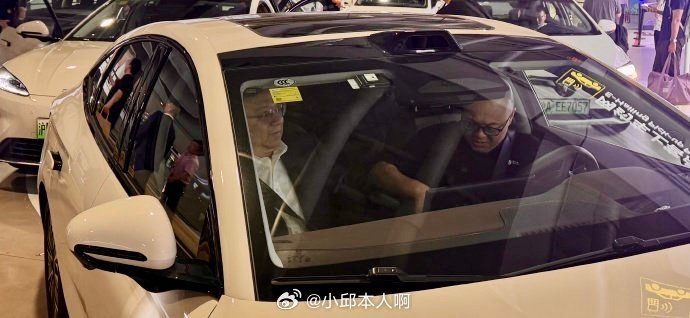 今年智驾圈最炸裂的动向，绝对是地平线和比亚迪的“王炸组合”！一个是国内最牛的开放