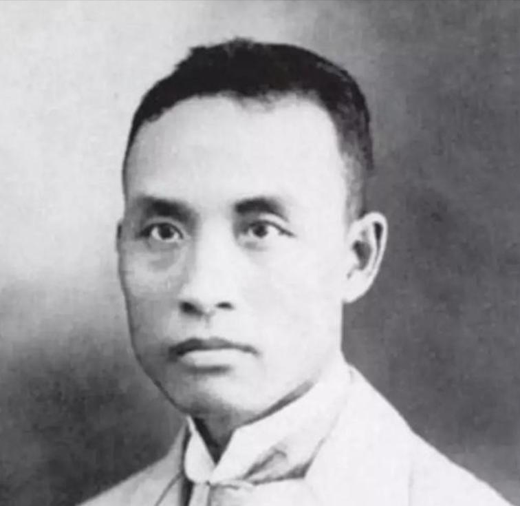 1951年，周总理的女婿在朝鲜与金日成的女秘书公然同居，彭老总愤怒的将此事告知周