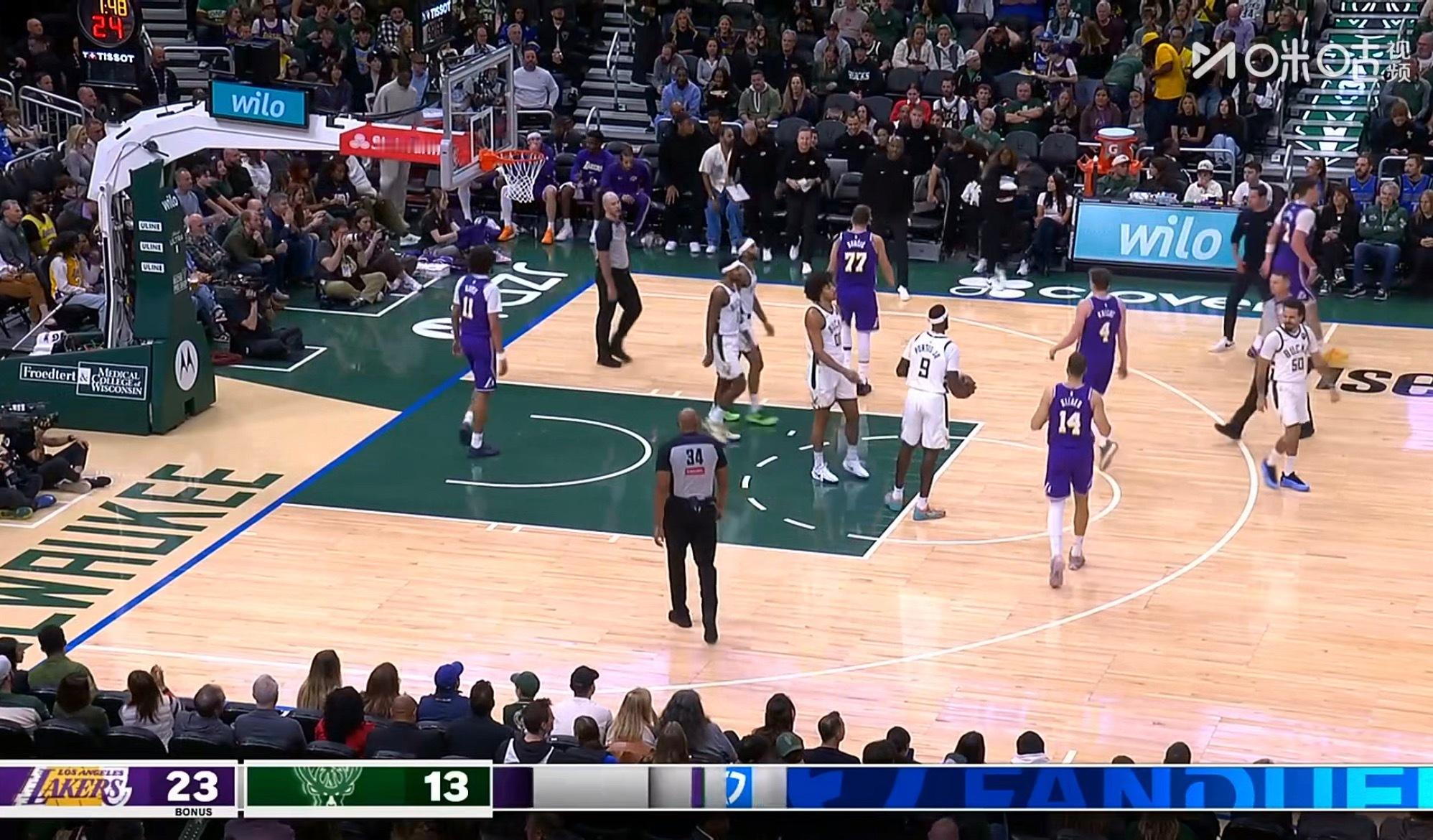 雄鹿打半天13分