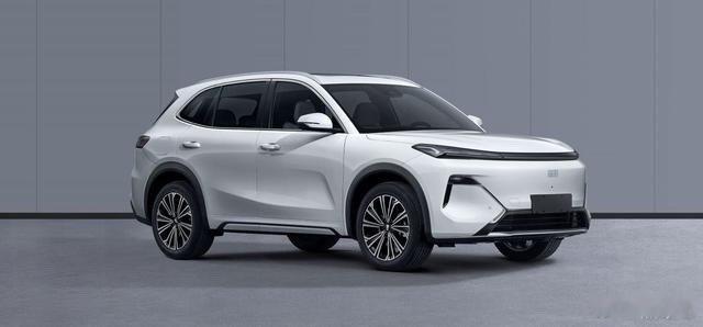 吉利银河星舰7新车型：纯电续航155km+插混SUV选插混紧凑型SUV，是不是总