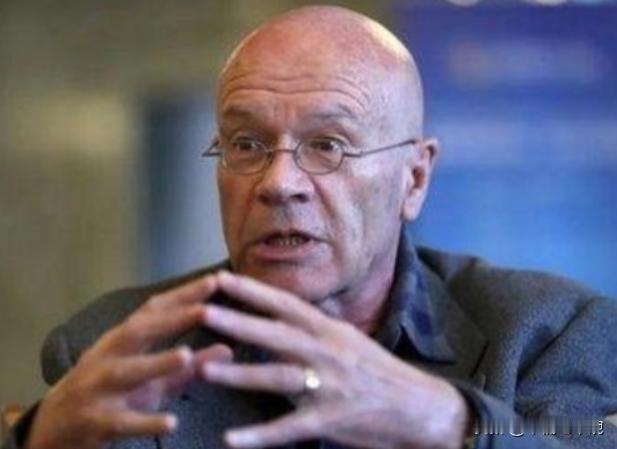 英国学者马丁·雅克，再次语出惊人！他表示，美国之所以一直针对中国，是因为中国犯了