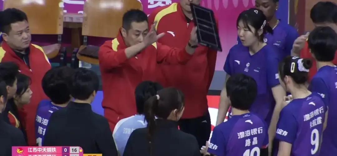 天津2比0江苏，听着像碾压，其实没那么轻松。第一场天津把吴梦洁摁到40%成