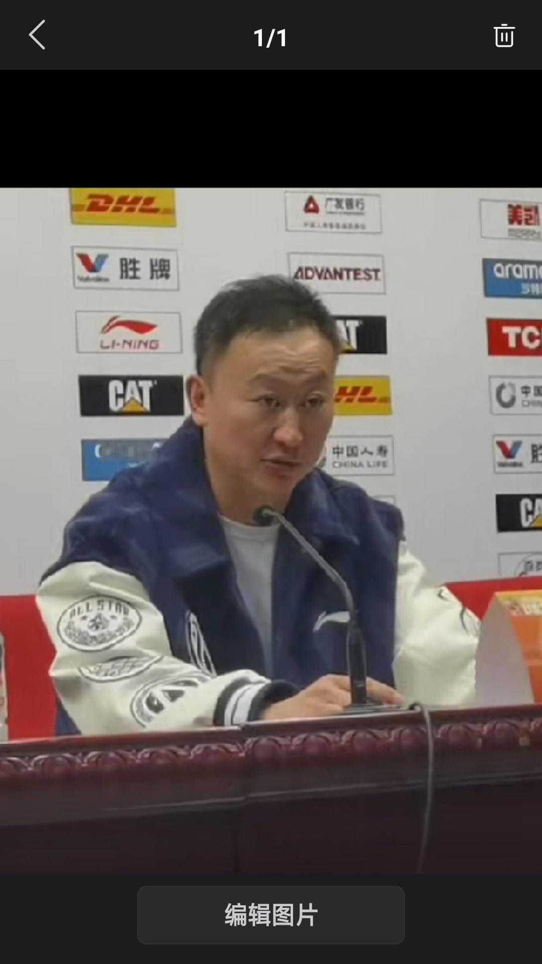 昨晚青岛队在大比分领先情况下，最终加时惜败广东队，赛后主教练刘维维接受了媒体采访