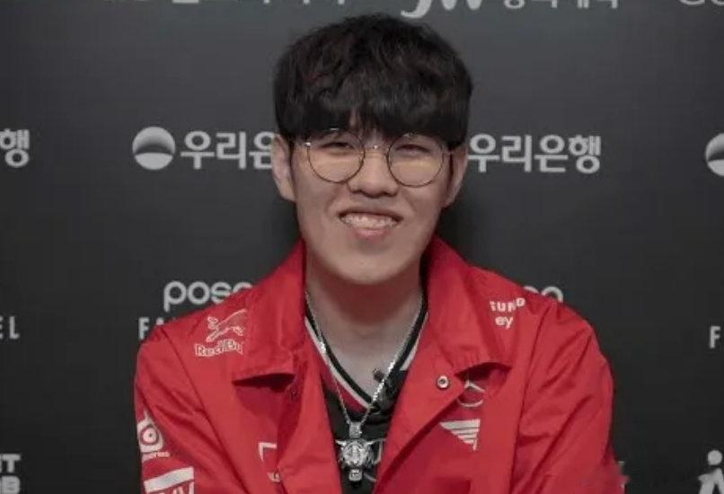 Doran、Oner、Faker、Smash、Keria渐入佳境，T1昨晚零封N