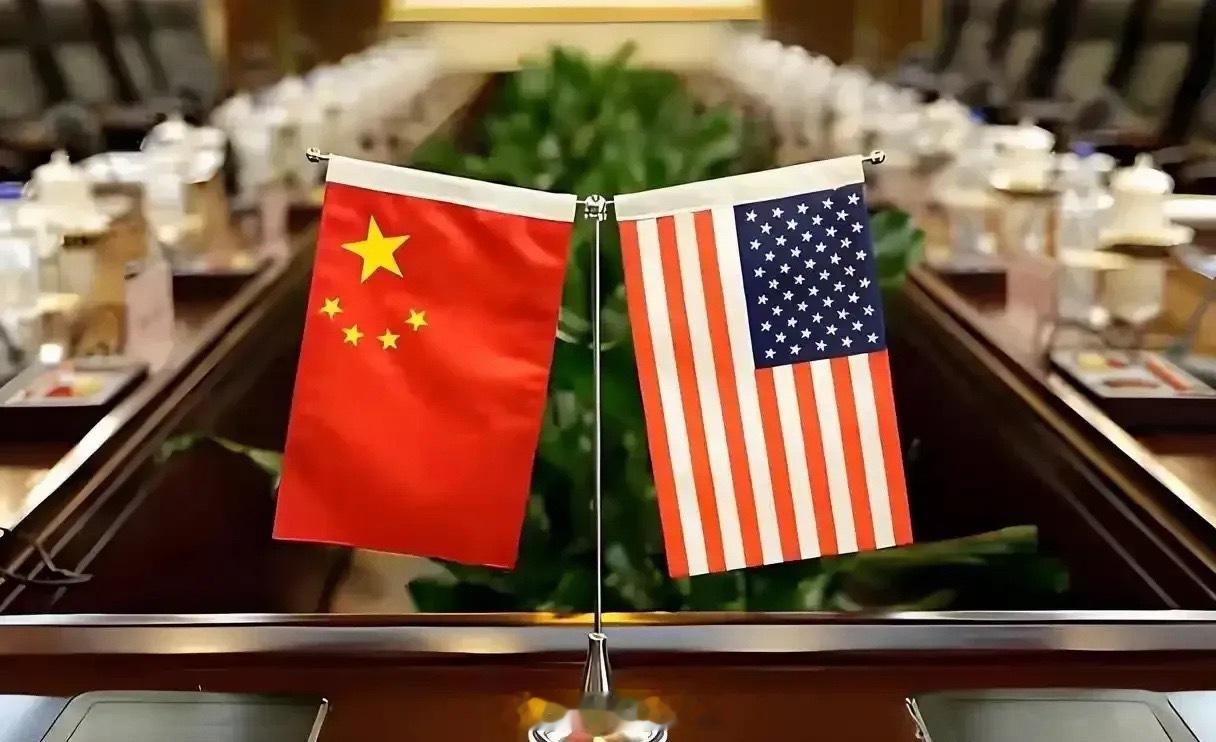 中美经贸磋商正在进行当中，与以往不同的是此次的经贸磋商时间比原来要长，原来的经贸磋商经常谈崩，有时候