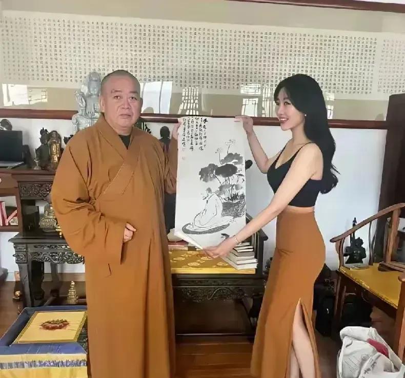 释永信跌倒，李国麟吃饱：第1、1954年出生，71岁了，以前没火，现在因为鸠摩