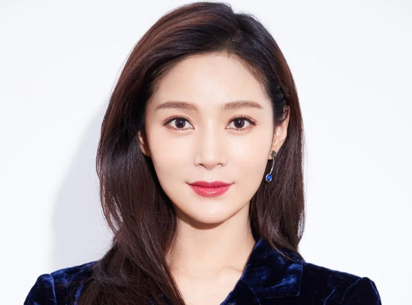 <em>王媛可</em>的职业生涯