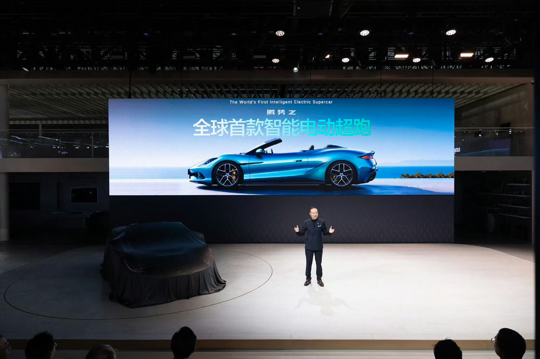 所以byd一下有了二款跑车