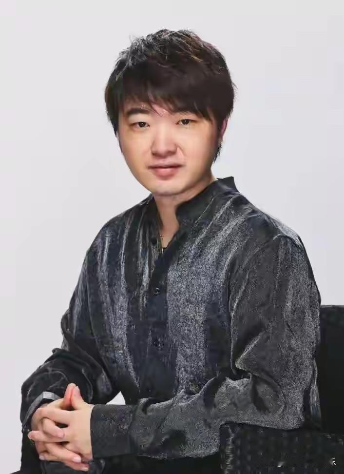 钱再多有什么用？王牌对王牌导演吴彤被下病危通知书，2月7日吴彤因出现乏力、低血糖