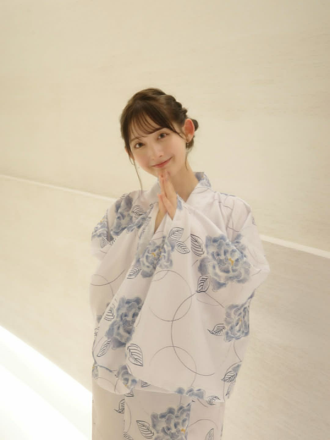 日娱新闻菜那セシルins
