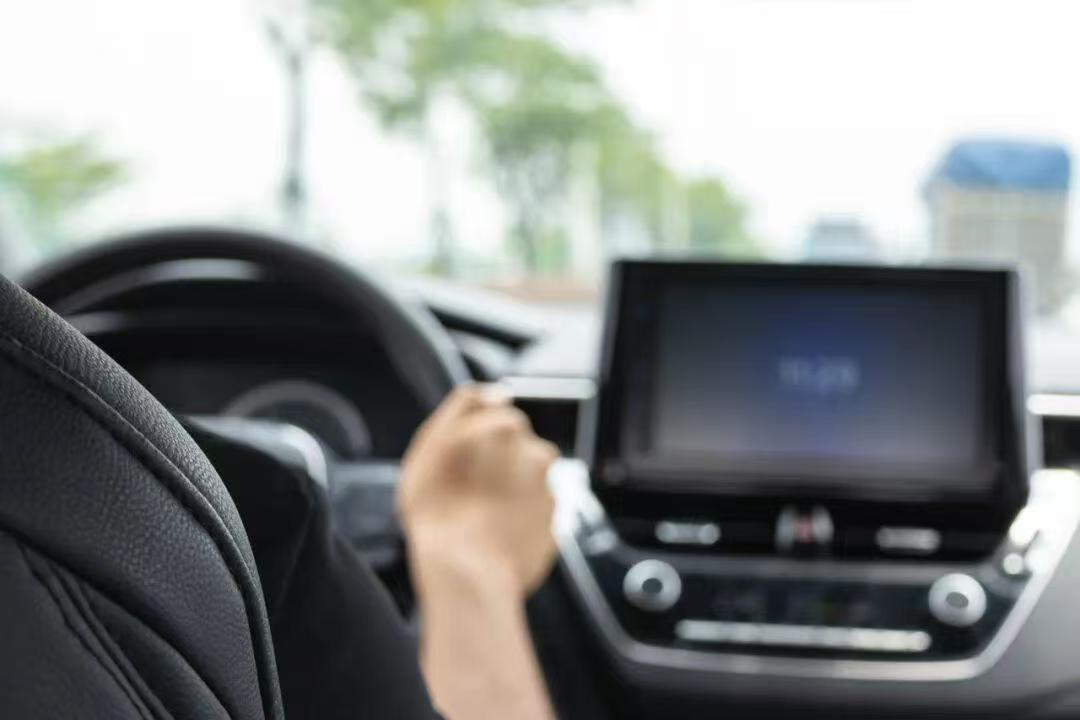 一坐网约车就晕？别光怪体质差，专家揭秘：这场“感官骗局”是真凶最近，只要一到早