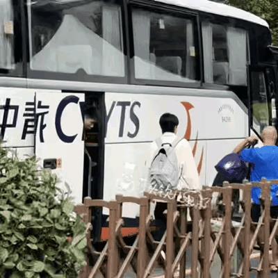 怪不得王楚钦这两天总吃麦当劳呀？原来大头是麦当劳代言人！昨天大头入住首钢园的时