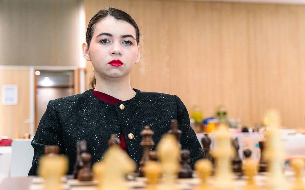 国际棋联女子大奖赛第三站比赛落幕，戈里亚奇金娜后来居上夺冠；拉诺后劲不足，最终名