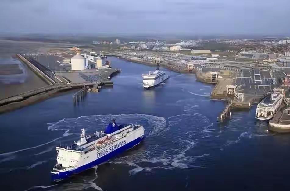 全球石油格局大洗牌：日本遭俄断油出局，印度被迫人民币结算，美国原油悄然输华