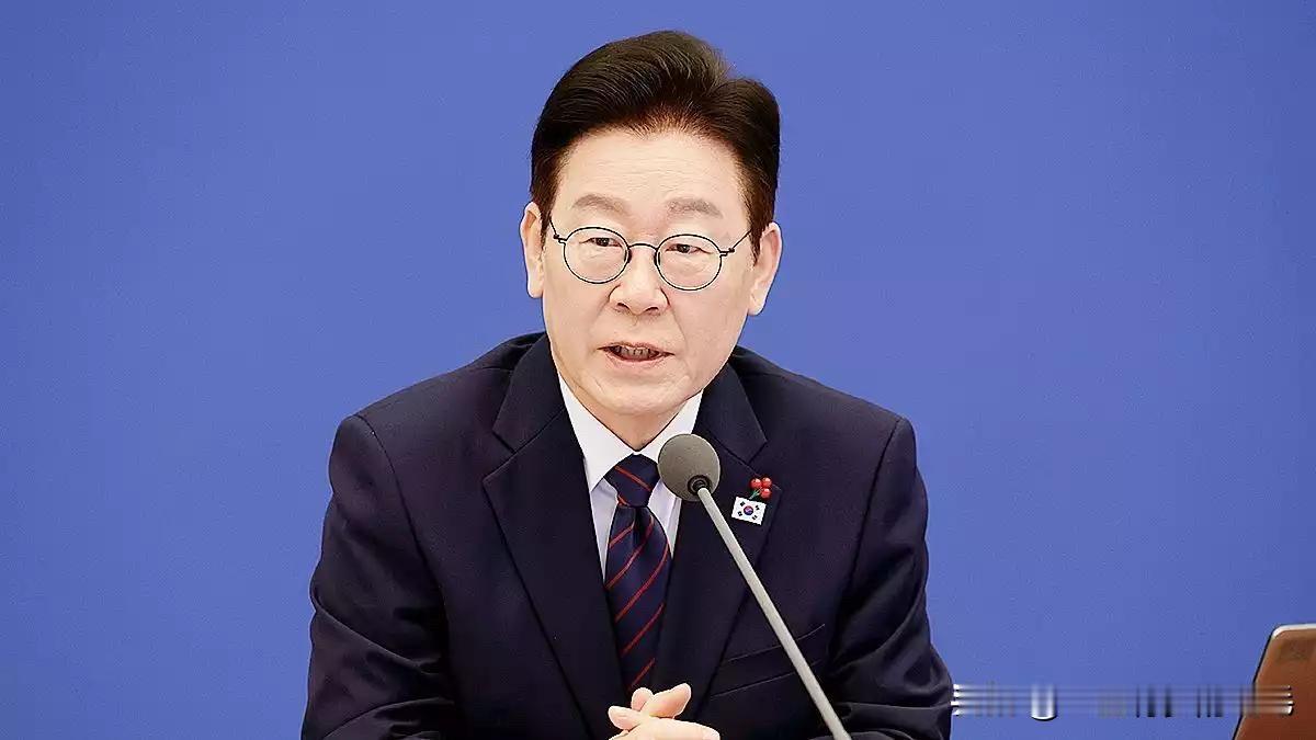 26日，韩国民调机构真实计量公布数据，总统李在明施政支持率维持在53.1%，与此