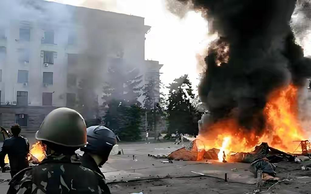 奇耻大辱！乌克兰的第102防卫旅在驻守扎波罗热的时候被俄军轻易攻破指挥所，里面