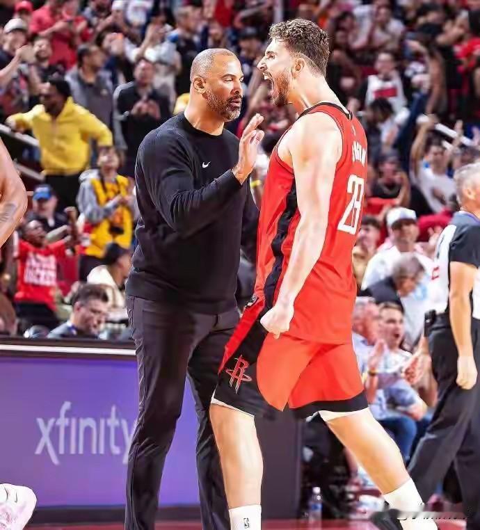 完胜！火箭22分屠太阳！赛后还有6个好消息:第一个好消息，球队战绩一路飙升，