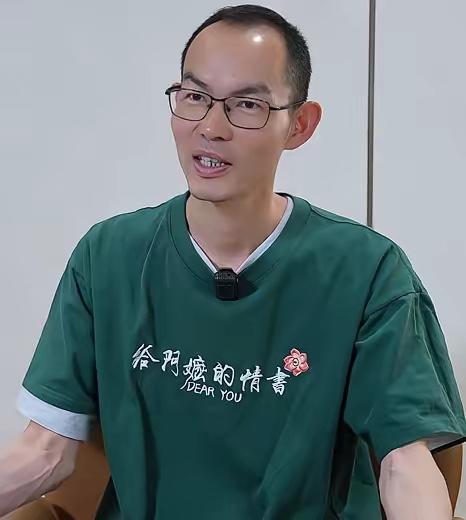 估计就连蓝鸿春导演都没有想到。电影《给阿嬷的情书》海外还未上映。光是电影的预售票
