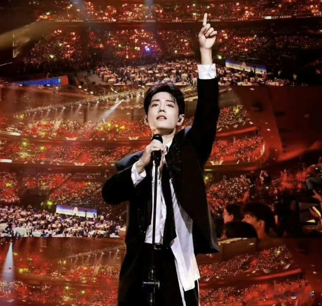 肖战34岁生日发文，感谢那些摔过的跤、接住的手。未来在梦里招手，过去在身后依托，