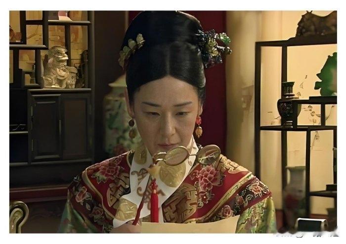 慈禧洗澡真要用上百条毛巾？贴身宫女回忆，揭开皇家沐浴真实内幕网上流传不少关于
