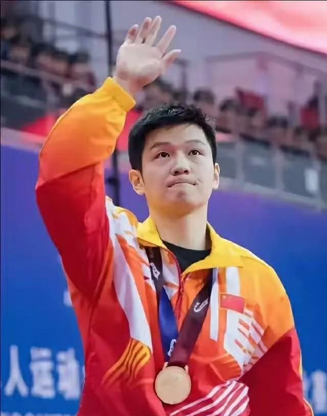 看到一篇文章，谈到乒乓球的转速与球速：1、奥运会上樊振东打出来146.48，但