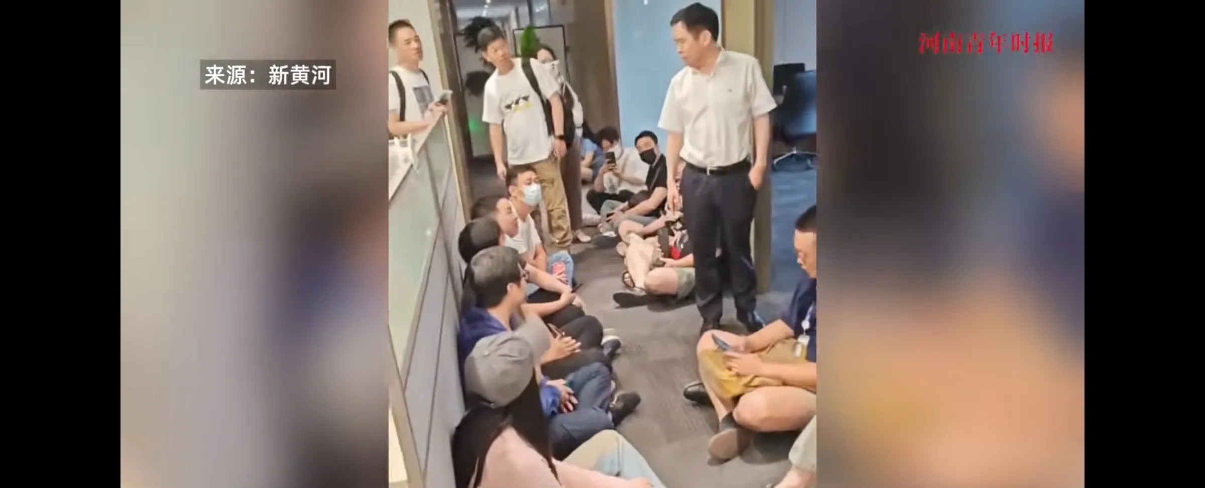 看到哪吒汽车资金链断裂，无法为继，就忽然想到周鸿祎开怼ceo张勇的情景。谁也没想