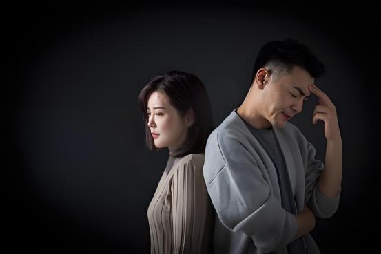 “太狠了！”广西，一男子离婚后第4天，前妻突然发来信息，竟说她在和男子结婚前一夜