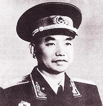 1955年授衔时，山东没有元帅，没有大将，也没有上将，最高的只是三位中将。山东