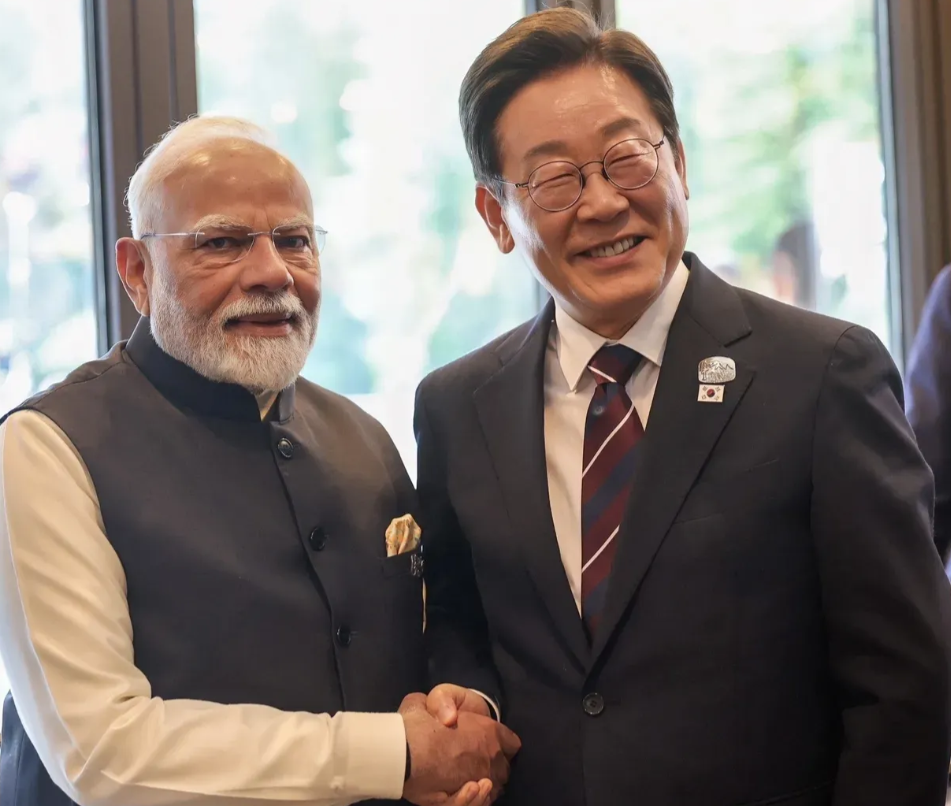 三哥这次真破防了！自从中美对话消息传出，印度网友集体开启吐槽模式，各种“只有印度