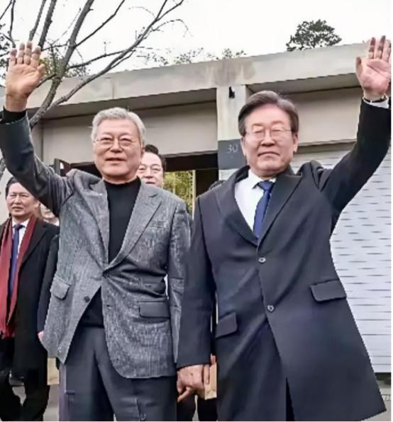 李在明，高！实在是高！万万没想到，总统李在明竟然邀请前总统文在寅回访青瓦台！6月