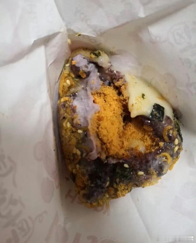 高三，因为十块钱的麻糍哭了很久。