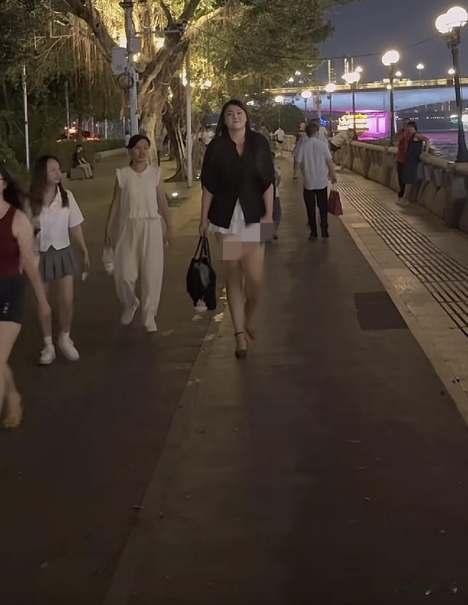 高壮型女生